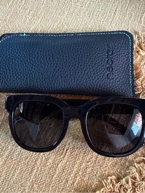 nectar Black Sunglasses with Matching Case